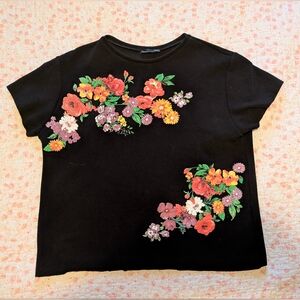 Zara Women Black Tee with Colorful Floral Design - Size S